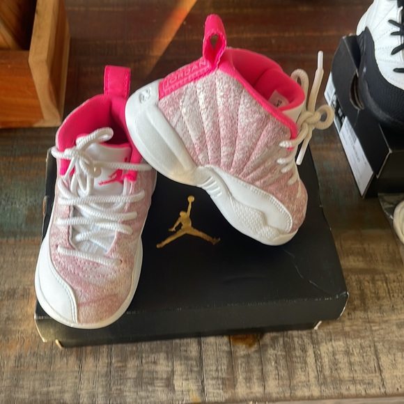 Kids pink and white Jordans - Picture 2 of 2